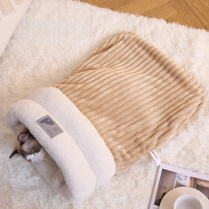 Furlumo™ Plush Cat Sleeping Bag